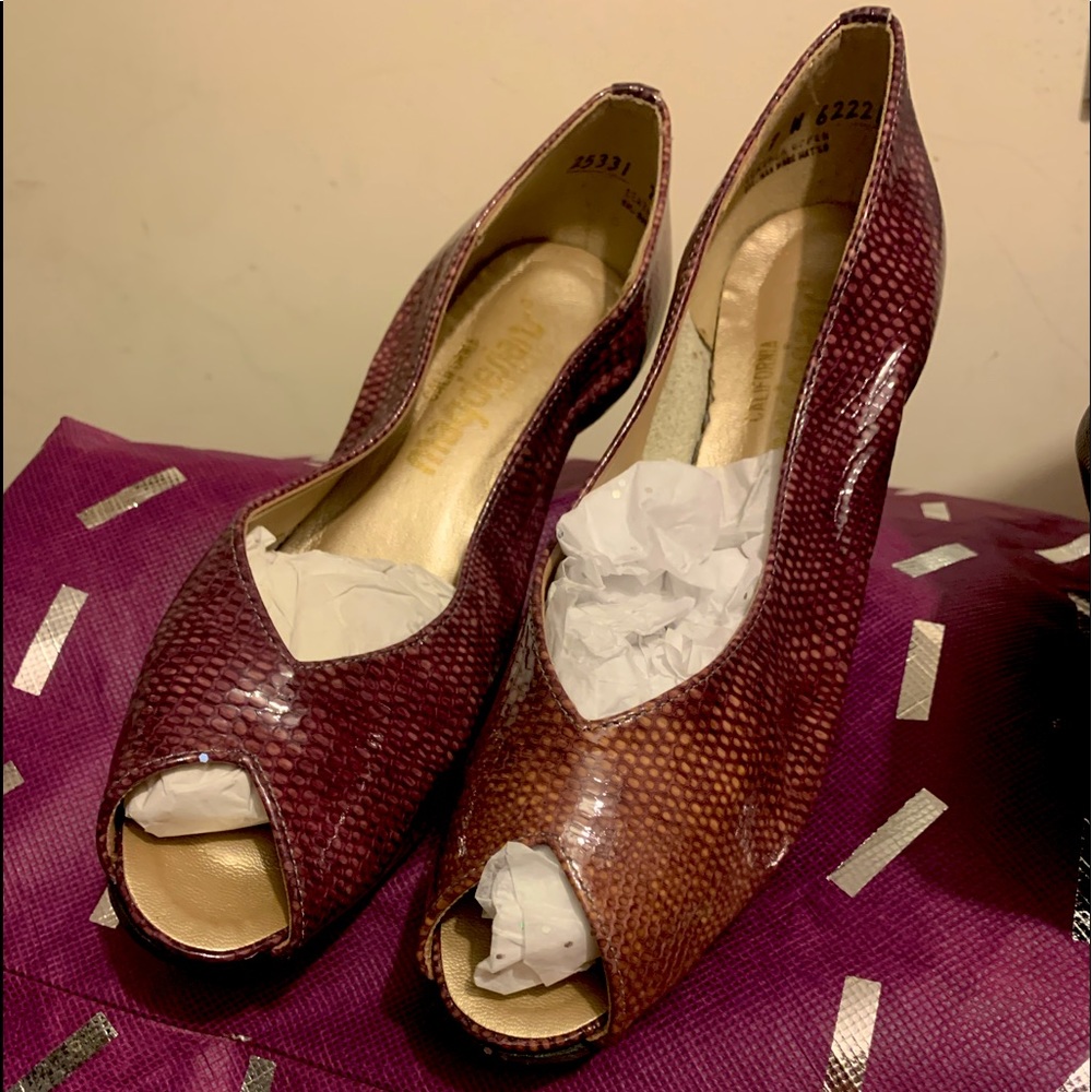 Purple snake skin open toes heels
